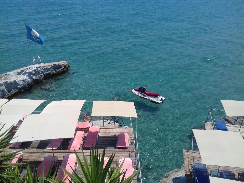 Argo Hotel Aegina Luaran gambar
