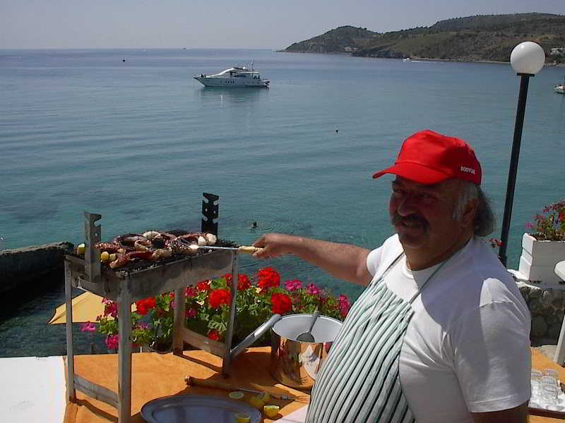 Argo Hotel Aegina Luaran gambar