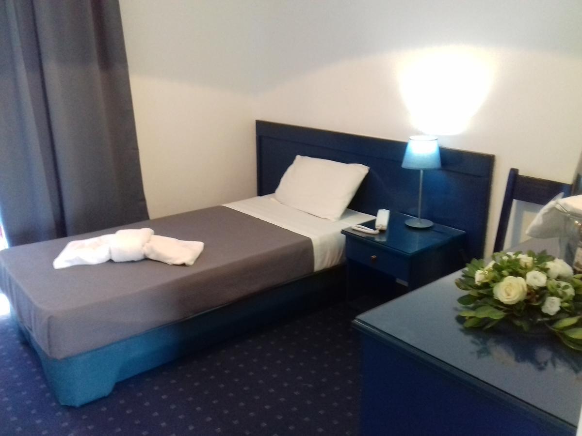 Argo Hotel Aegina Luaran gambar